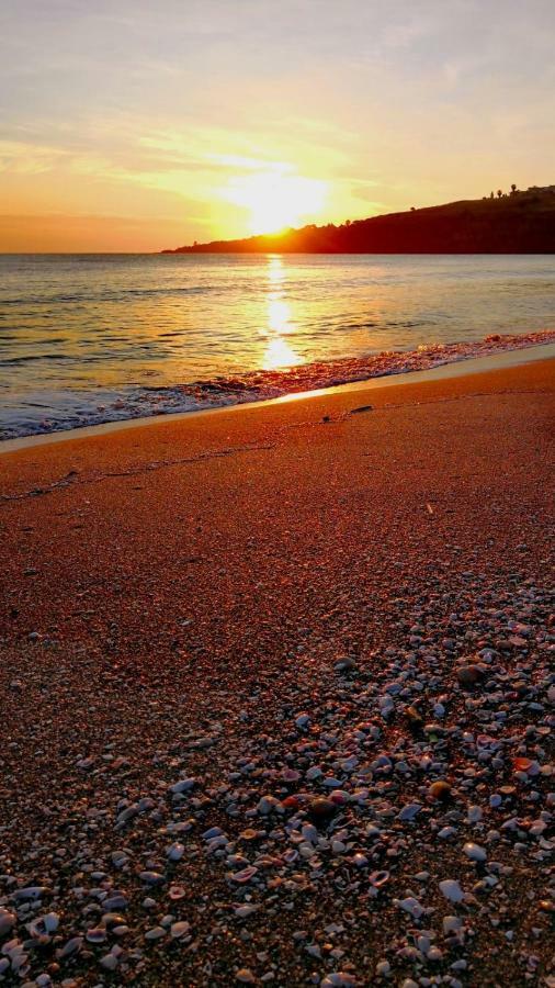 Beach Home أغنون باني المظهر الخارجي الصورة
